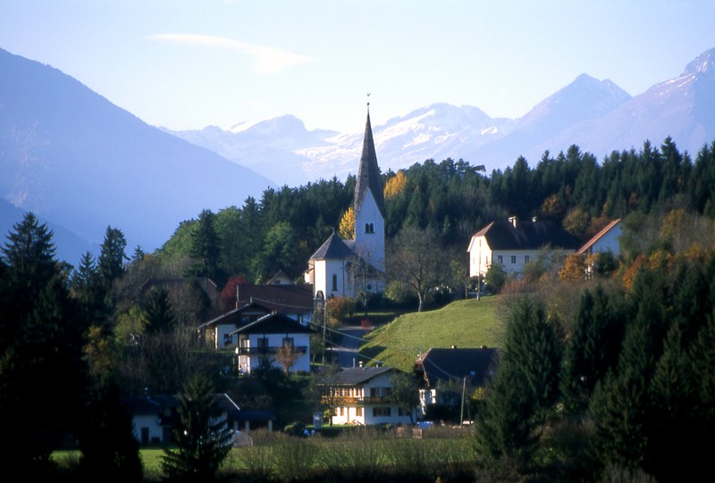 Pfarrkirche St. Peter in Holz